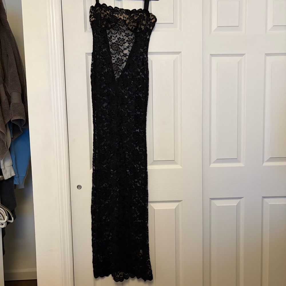 White Fox Boutique Black Lace Maxi Dress